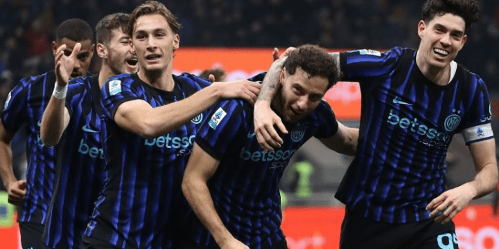 Ancaman dari Rival, Juventus dan Milan Belum Menyerah