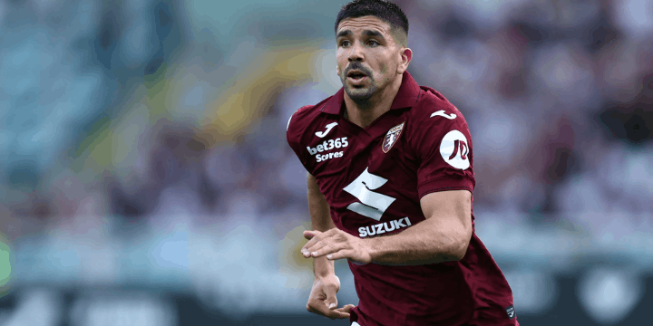 Insting Predator, Kemampuan Giovanni Simeone Membaca Ruang di Kotak Penalti