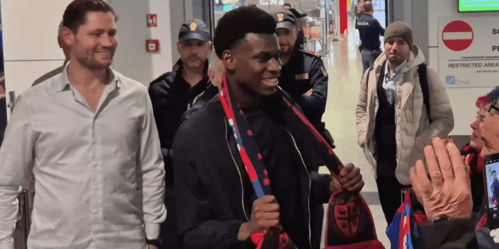 Alasan Cagliari Memilih Othniel Raterink