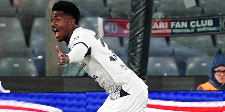 Sisi Komersial dan Masa Depan Sang Striker